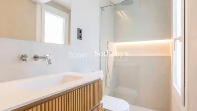 Apartment on Calle de Ruiz photo 23