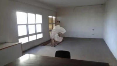 Local comercial en venta en Avenida del Ejército, 90 - Más