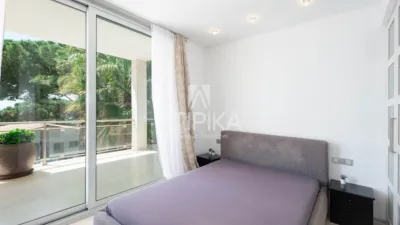 Villa on Carrer de Jaume Balmes photo 50