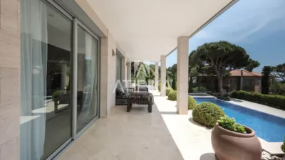 Villa on Carrer de Jaume Balmes photo 68