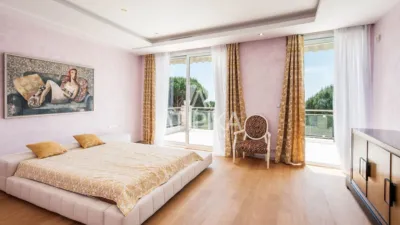 Villa on Carrer de Jaume Balmes photo 34