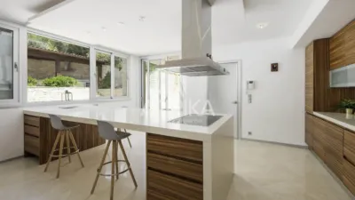 Villa on Carrer de Jaume Balmes photo 43