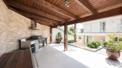 Villa on Carrer de Jaume Balmes photo 80