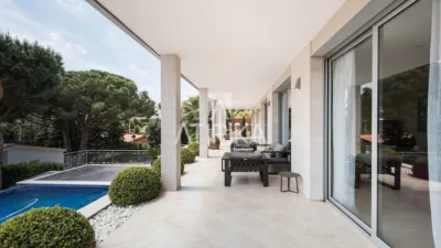 Villa on Carrer de Jaume Balmes photo 7