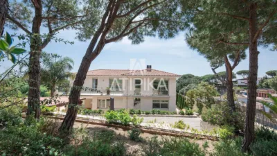 Villa on Carrer de Jaume Balmes photo 84