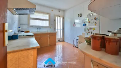 House in the Centre photo 8
