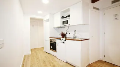 Habitación en alquiler en El Poble-Sec, El Poble-sec (Distrito Sants-Montjuïc. Barcelona Capital) de 870 €<span>/mes</span>