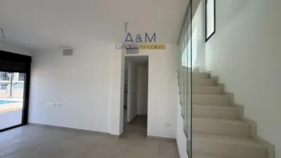 Casa pareada en Carrer de Malta photo 9