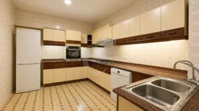 Apartment on Cirilo Amorós Street photo 14