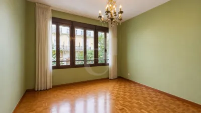 Apartment on Cirilo Amorós Street photo 10