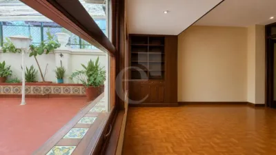 Apartment on Cirilo Amorós Street photo 6