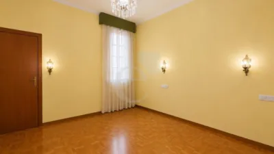 Apartment on Cirilo Amorós Street photo 19