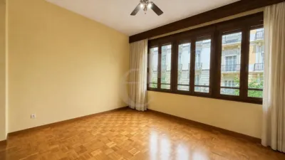 Apartment on Cirilo Amorós Street photo 8