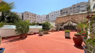 Apartment on Cirilo Amorós Street photo 22