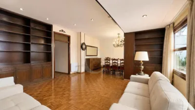 Apartment on Cirilo Amorós Street photo 5