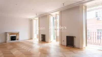 Apartment on Calle de Valverde photo 8
