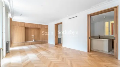 Apartment on Calle de Valverde photo 15