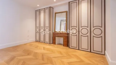 Apartment on Calle de Valverde photo 38