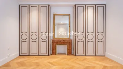 Apartment on Calle de Valverde photo 41