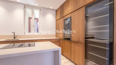 Apartment on Calle de Valverde photo 18