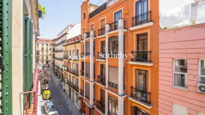 Apartment on Calle de Valverde photo 54