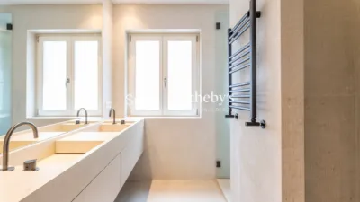 Apartment on Calle de Valverde photo 52