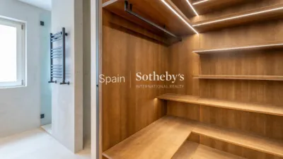 Apartment on Calle de Valverde photo 51
