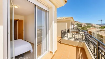 Terraced house at Calle de Laigualera, No. 3 photo 20