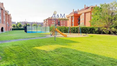 Penthouse on Calle de la Tierra de Soria photo 37
