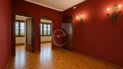 Apartment on Cirilo Amorós Street photo 12