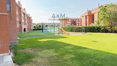 Penthouse on Calle de la Tierra de Soria photo 35