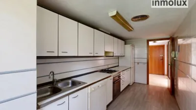 Apartment on Calle de Alemania photo 7