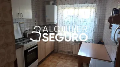 Piso en alquiler en Avilés, La Magdalena-Versalles (Avilés) de 600 €<span>/mes</span>