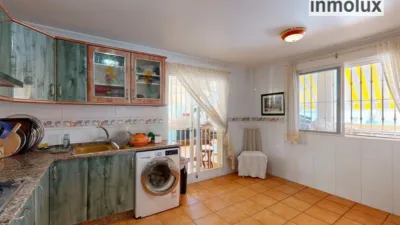 Chalet on Calle del Jardiel Poncela photo 20