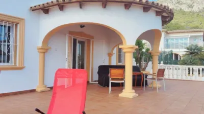 Villa in Los Calpes photo 2