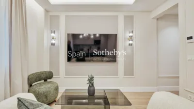 Apartment on Calle del Alcalde Sáinz de Baranda photo 3