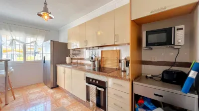 Pis – Orihuela, Villa Martín - Més