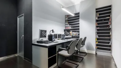 Apartment on Tracia Street photo 11