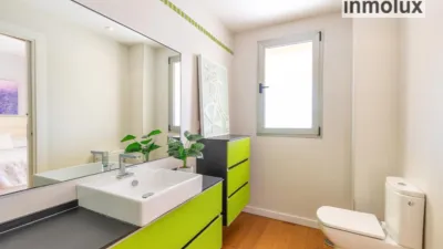Duplex Penthouse on Carrer de Tarragona photo 37