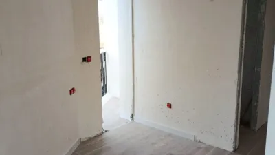Apartment at Plaza Constitución Street, No. 4 photo 12