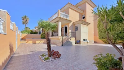Chalet on Carrer de la Rosa, 40 photo 7