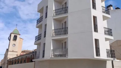 Apartment at Plaza Constitución Street, No. 4 photo 2