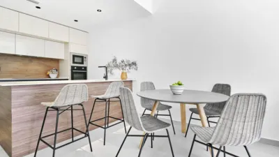 Apartment on Calle Urbano Arregui, 29 photo 14