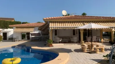 Chalet in Urbanizations photo 3
