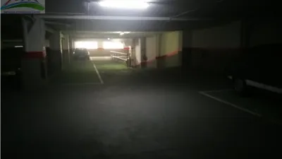 Garaje en alquiler en Ensanche - Vista 2