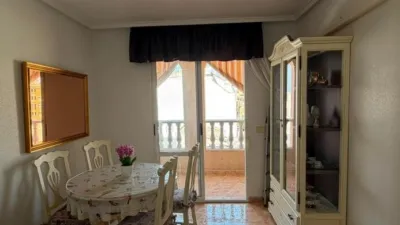 Piso – Torrevieja, Europa - Más