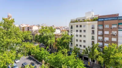 Apartment on Calle de Diego de León photo 26