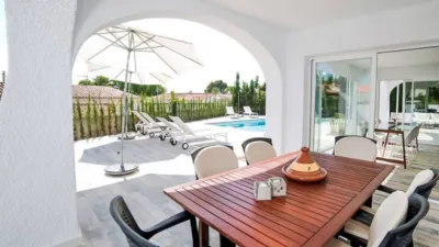 Chalet in Urbanizations photo 4