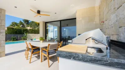 Apartment in La Fustera photo 10