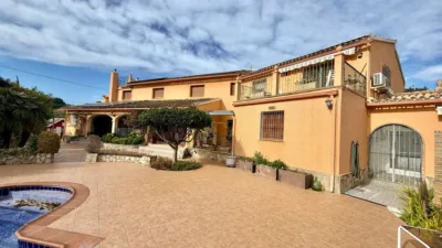 Property in Pedreguer photo 2
